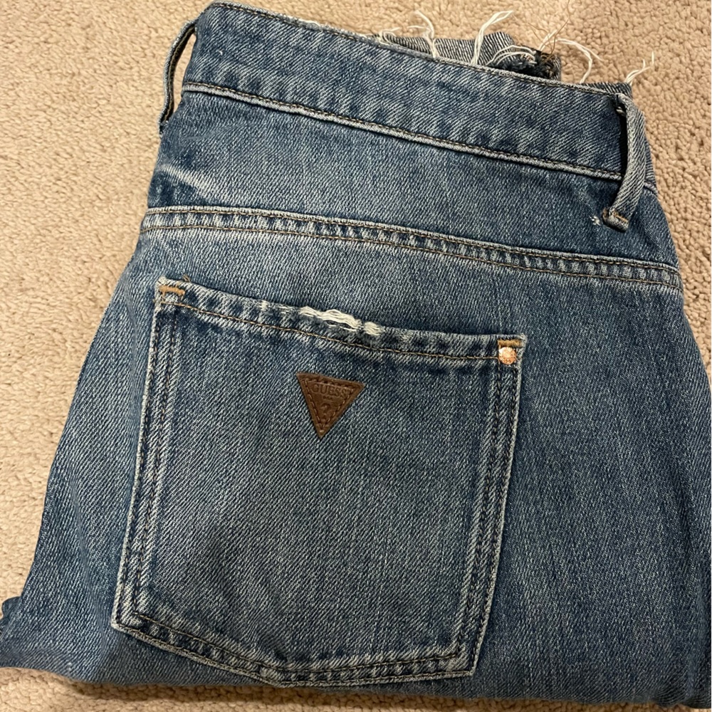 Guess Destroyed Boyfriend Jeans